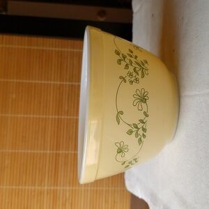 Pyrex Yellow Mixing Bowl with Green Floral Design